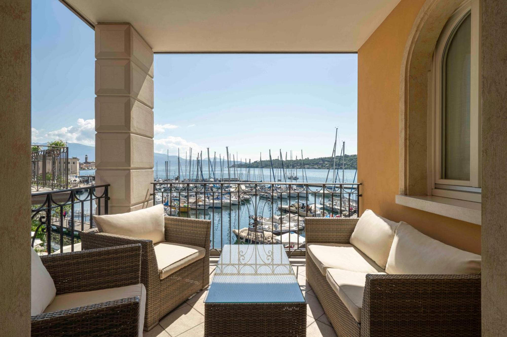 Bellerive Lifestyle Hotel Сало Екстер'єр фото